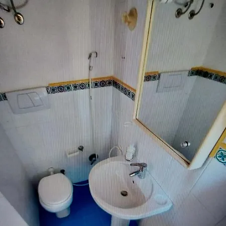 Appartamentino Bianco Apartman *